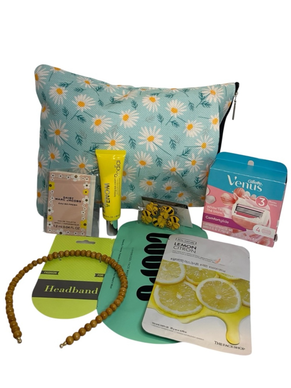 Floral Daisy Cosmetic Pouch with 7 piece Beauty Essentials